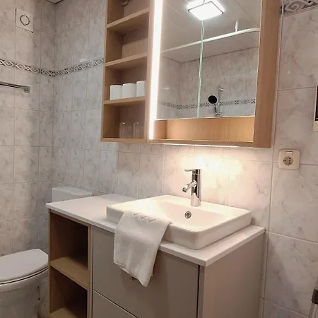 Inge - Downtown Kaprun